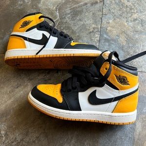 Jordan 1s high “Taxi”